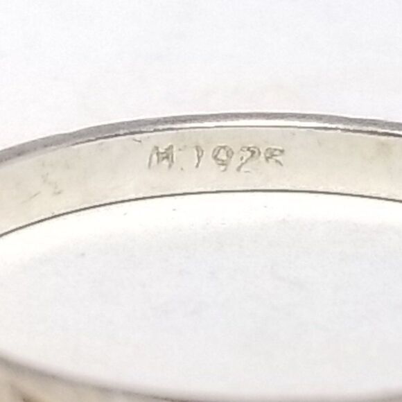 Vintage Sterling Silver Radiant Pattern Band, Size 8 Ring, Minimal Stacking - Picture 3 of 7